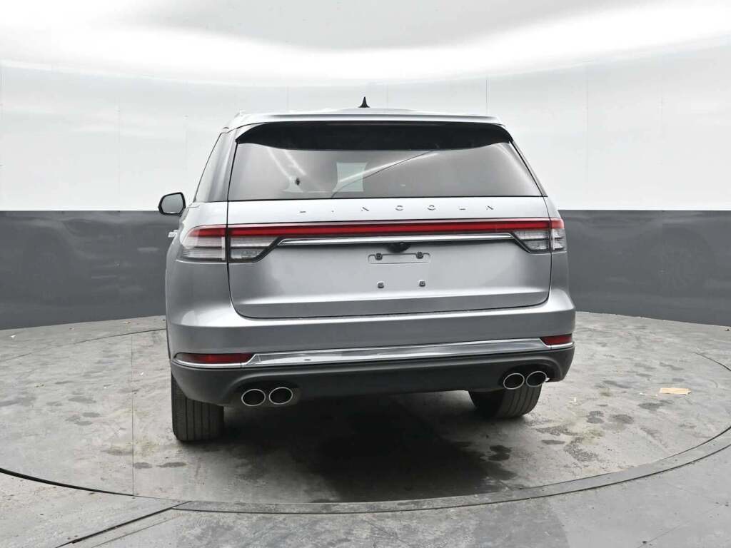 2023 Lincoln Aviator Standard