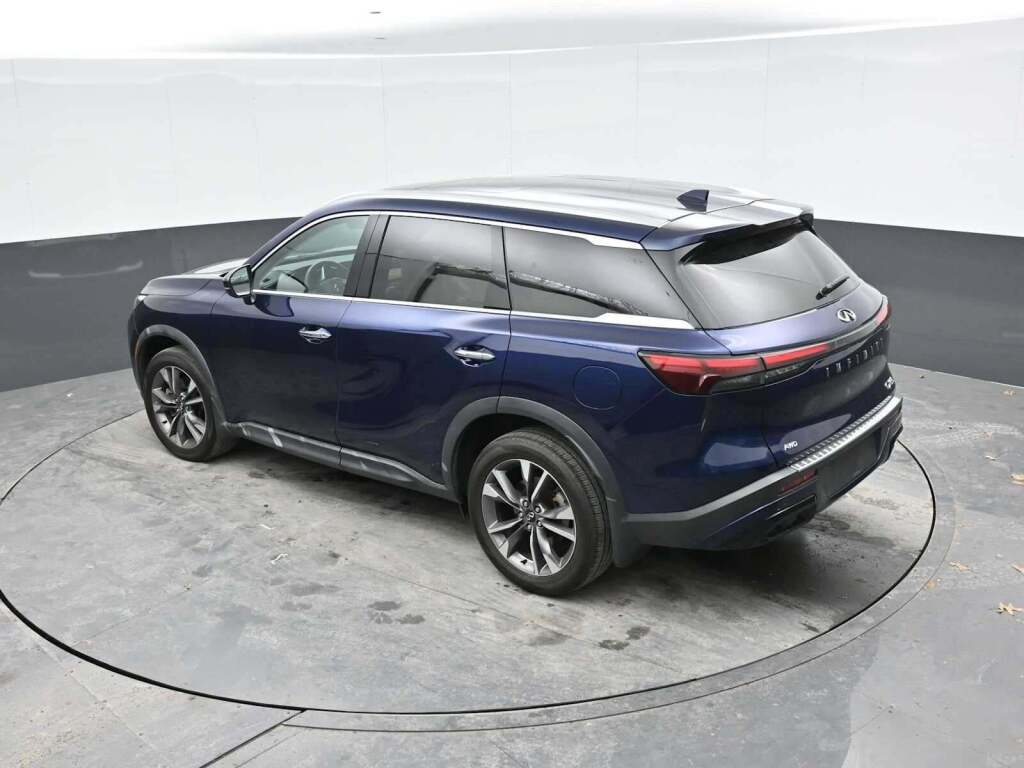 2023 INFINITI QX60 LUXE AWD