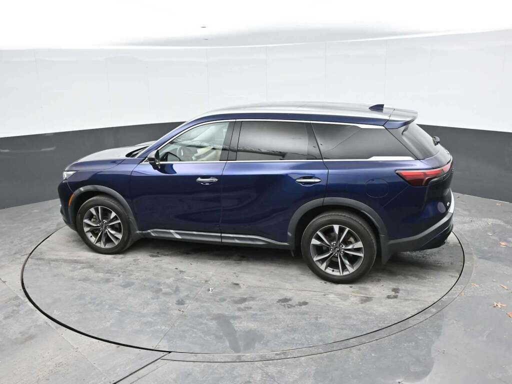2023 INFINITI QX60 LUXE AWD