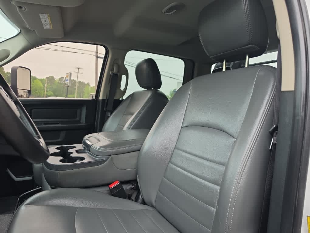 2015 Ram 5500 Chassis Tradesman/SLT/Laramie