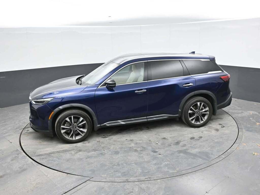 2023 INFINITI QX60 LUXE AWD
