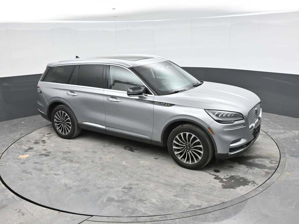 2023 Lincoln Aviator Standard