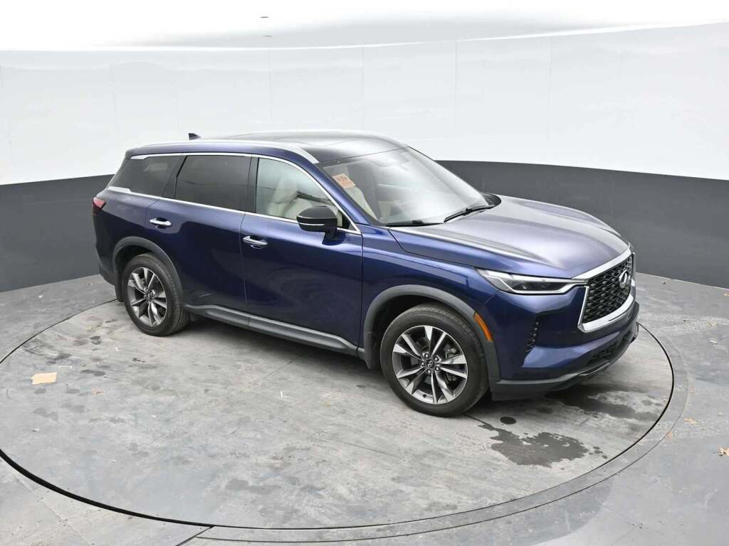 2023 INFINITI QX60 LUXE AWD