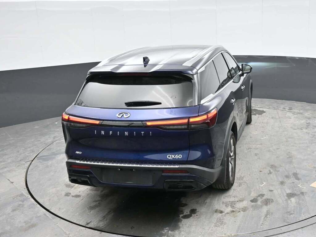 2023 INFINITI QX60 LUXE AWD