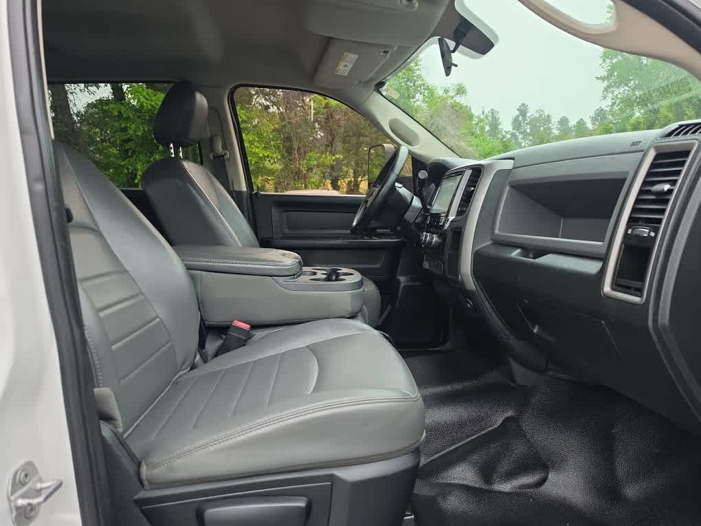 2015 Ram 5500 Chassis Tradesman/SLT/Laramie