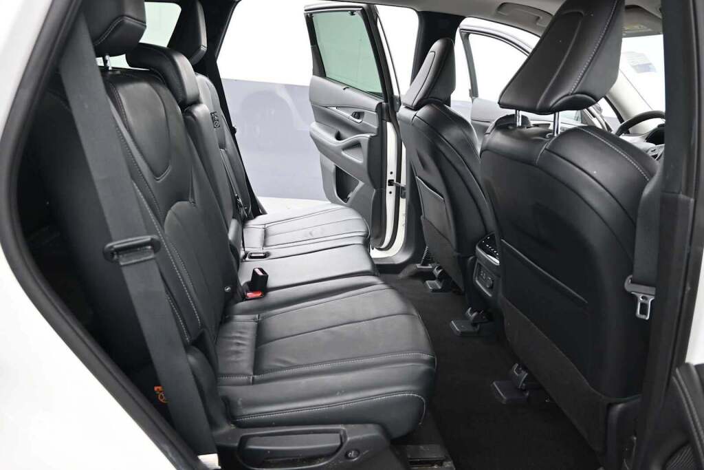 2023 INFINITI QX60 LUXE AWD