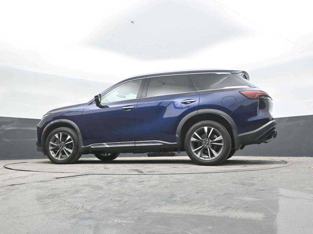 2023 INFINITI QX60 LUXE AWD