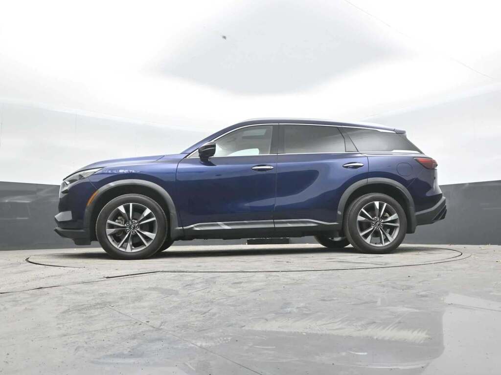2023 INFINITI QX60 LUXE AWD