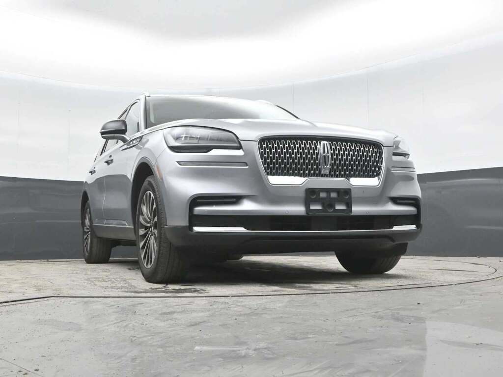 2023 Lincoln Aviator Standard