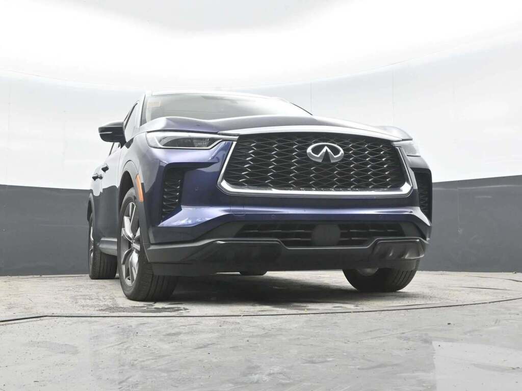 2023 INFINITI QX60 LUXE AWD