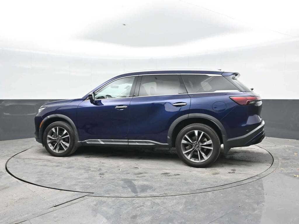 2023 INFINITI QX60 LUXE AWD