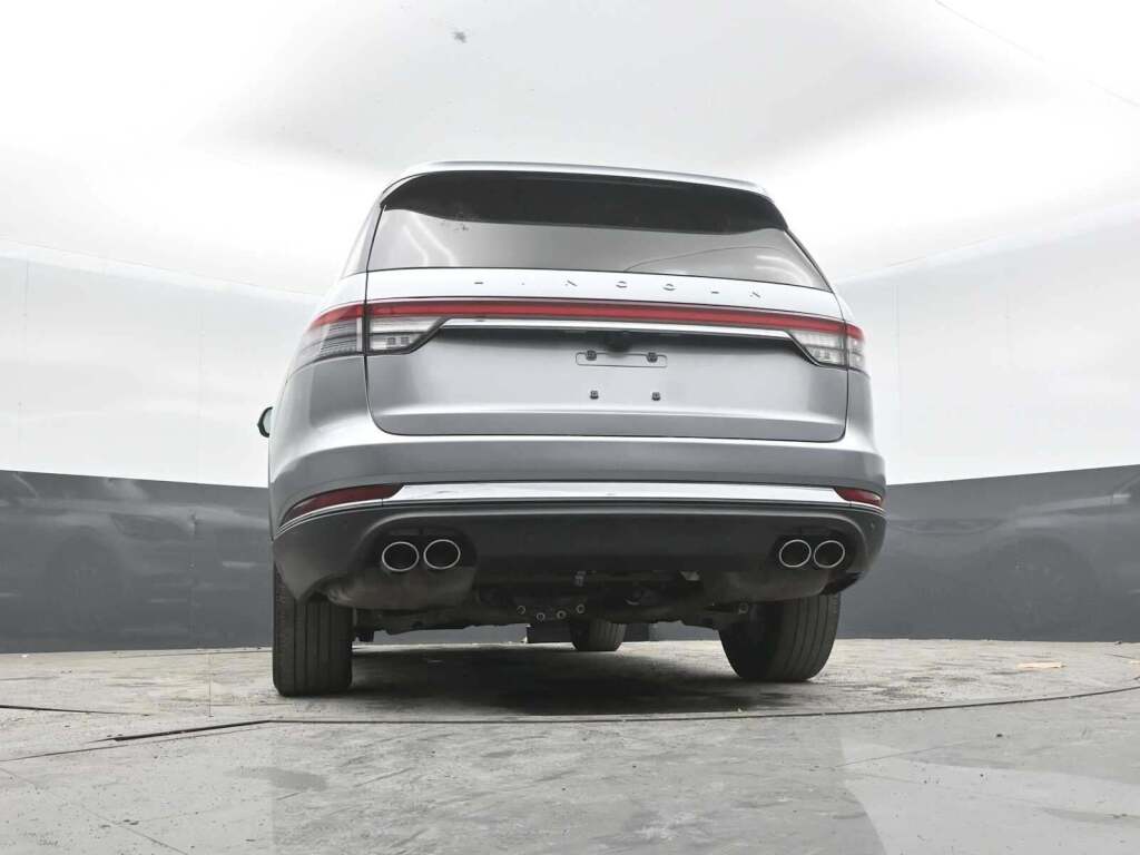 2023 Lincoln Aviator Standard