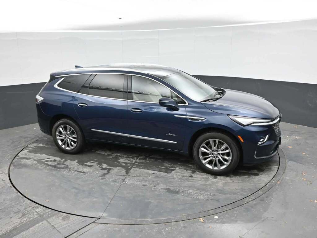 2023 Buick Enclave Avenir