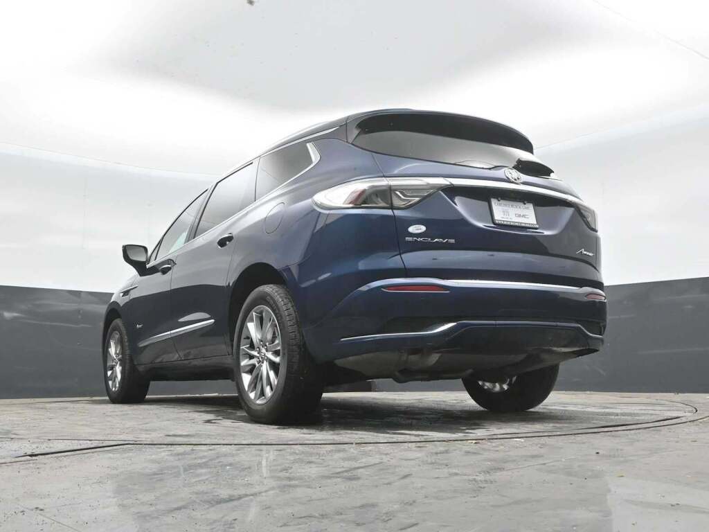 2023 Buick Enclave Avenir