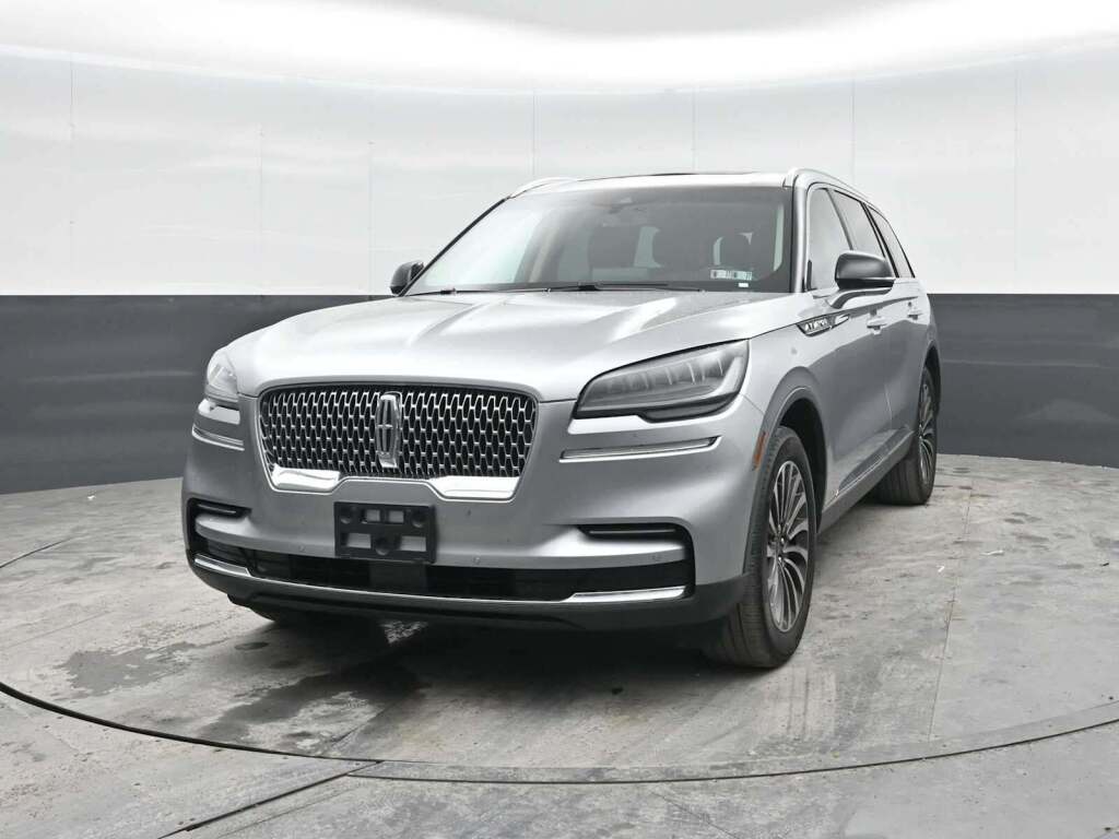 2023 Lincoln Aviator Standard