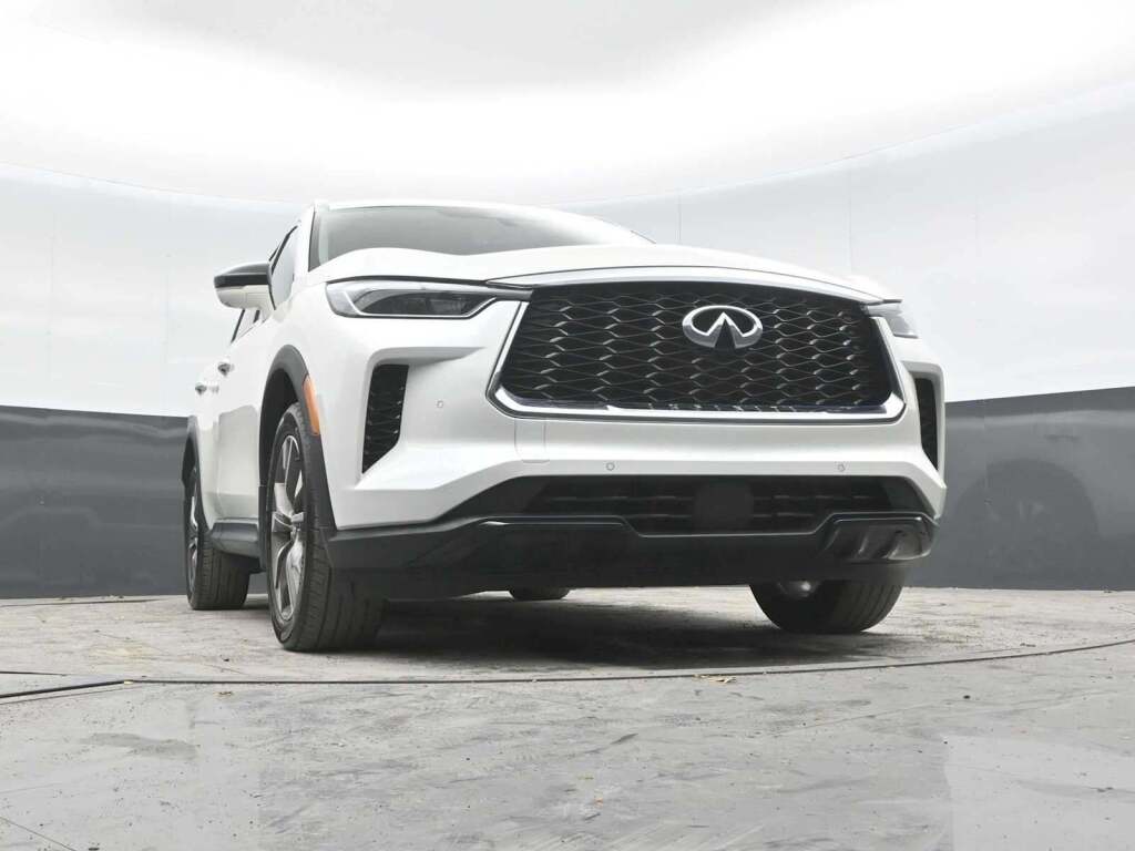 2023 INFINITI QX60 LUXE AWD