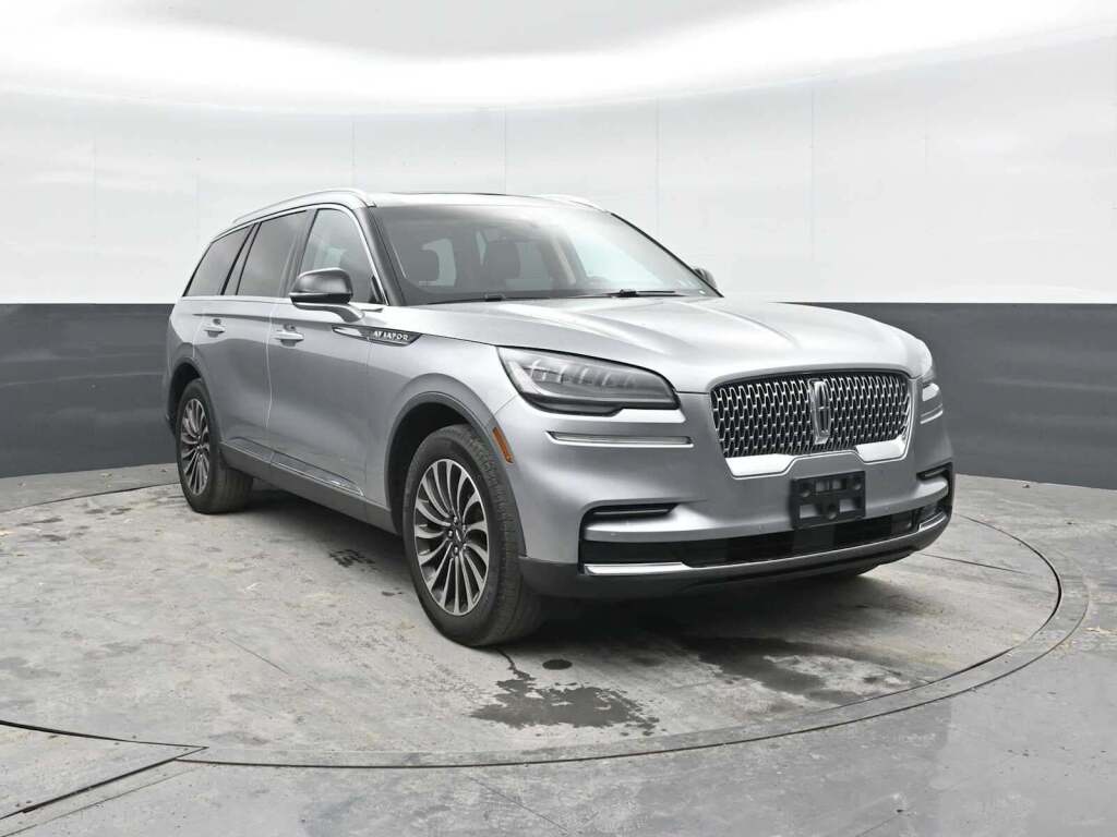 2023 Lincoln Aviator Standard