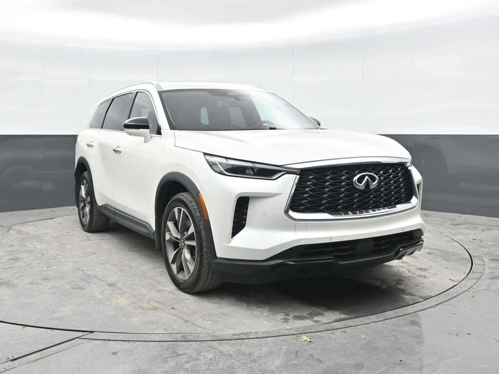 2023 INFINITI QX60 LUXE AWD