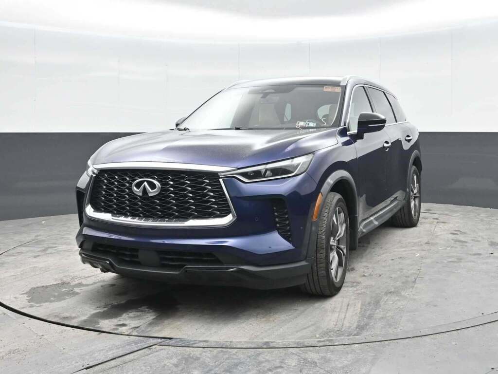 2023 INFINITI QX60 LUXE AWD