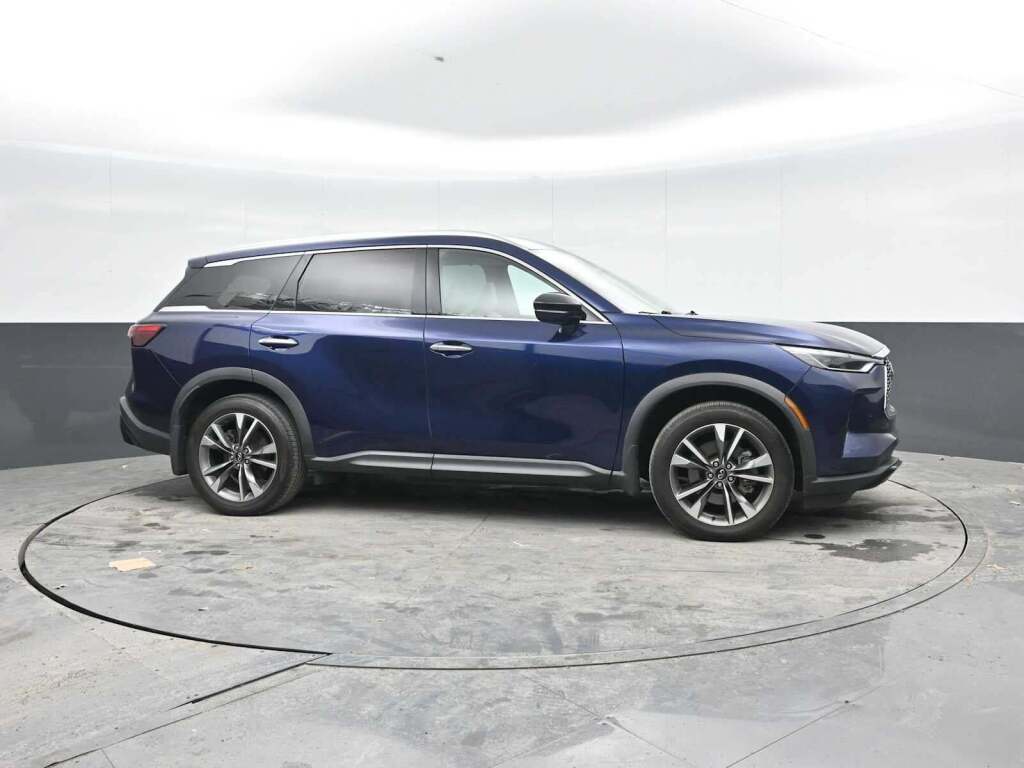 2023 INFINITI QX60 LUXE AWD