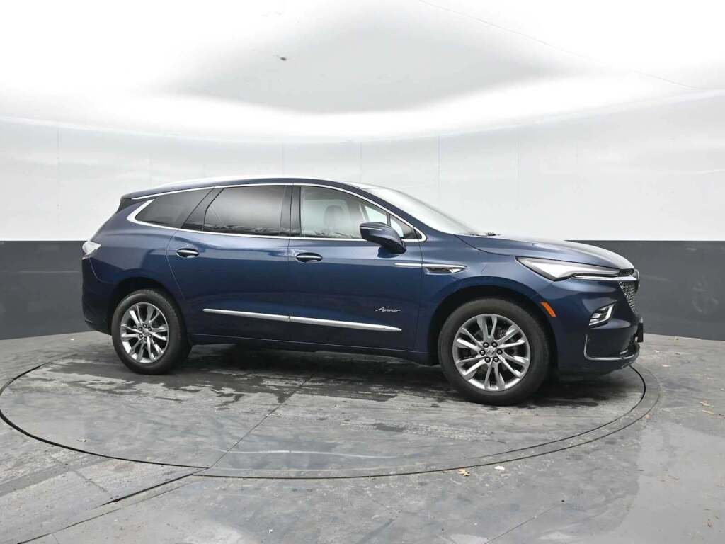 2023 Buick Enclave Avenir
