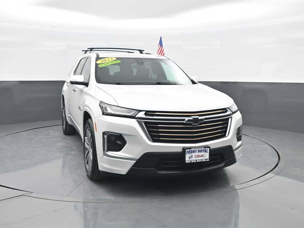 2023 Chevrolet Traverse AWD High Country