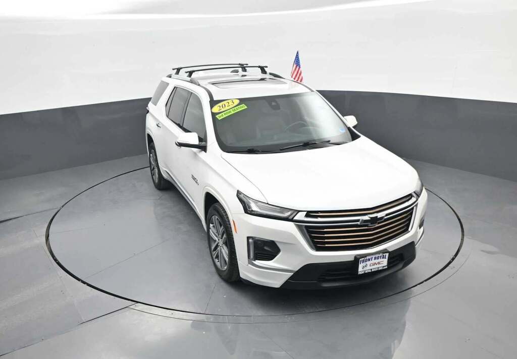 2023 Chevrolet Traverse AWD High Country
