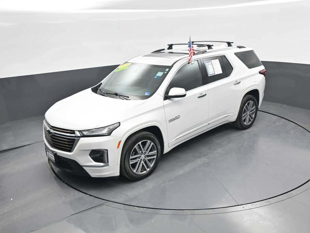 2023 Chevrolet Traverse AWD High Country