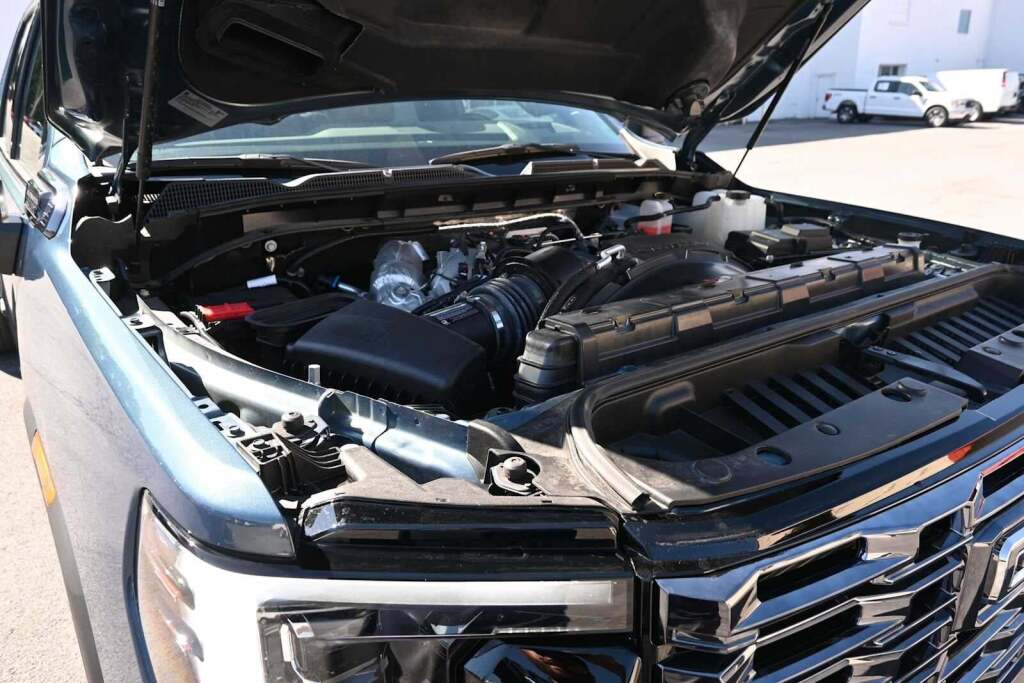 2025 GMC Sierra 3500HD Denali Ultimate
