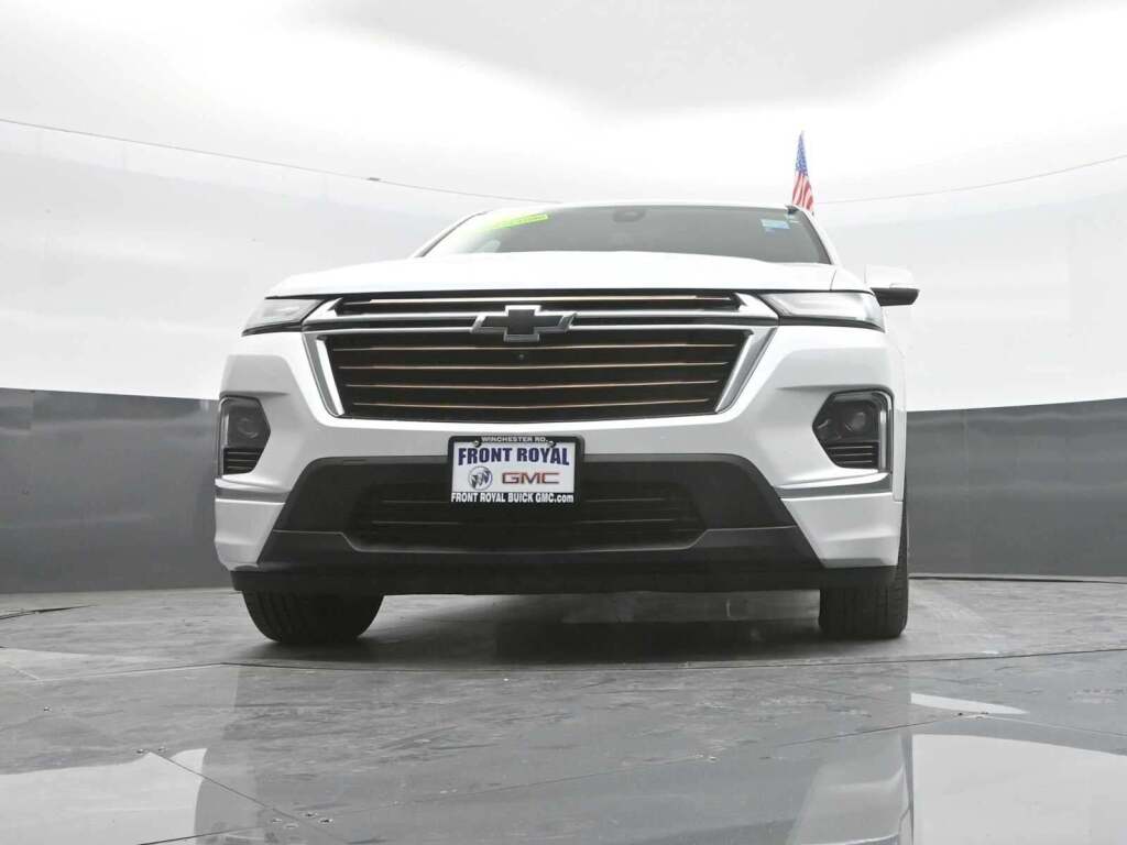 2023 Chevrolet Traverse AWD High Country