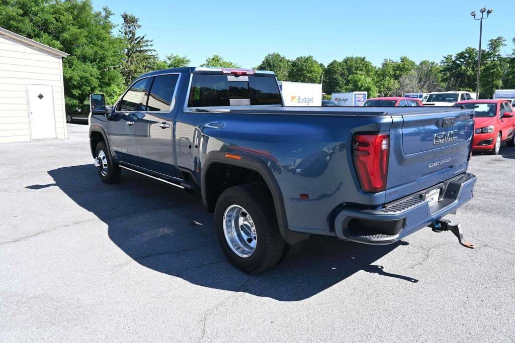 2025 GMC Sierra 3500HD Denali Ultimate