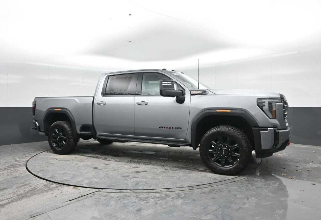 2026 GMC Sierra 2500HD AT4