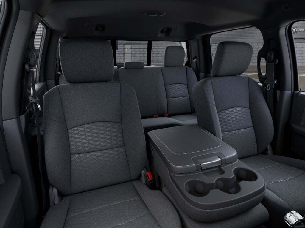2026 Ram 2500 Tradesman Crew Cab 4x4 8' Box