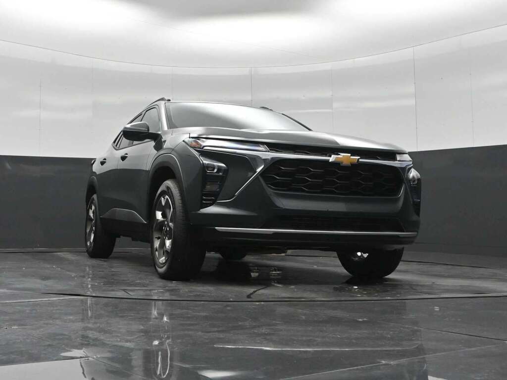 2026 Chevrolet Trax FWD LT