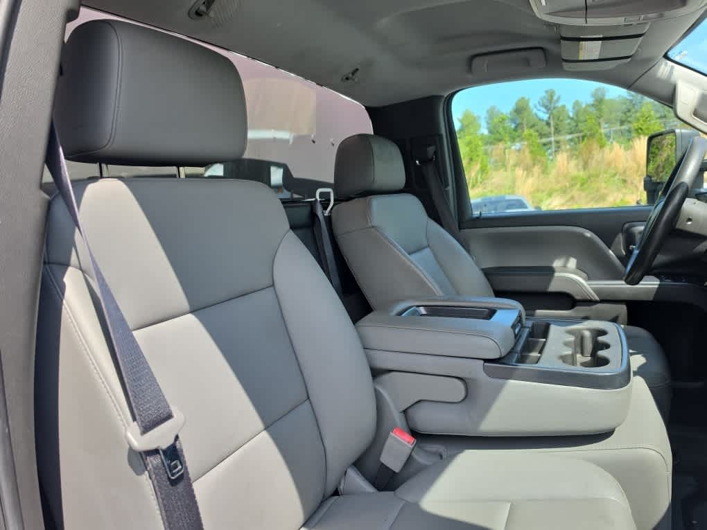 2019 Chevrolet Silverado 3500HD Chassis WT