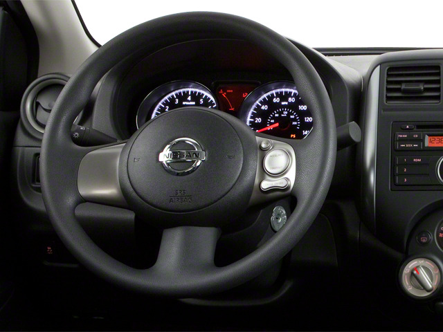 2012 Nissan Versa 1.6 SV