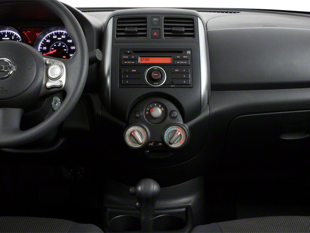 2012 Nissan Versa 1.6 SV