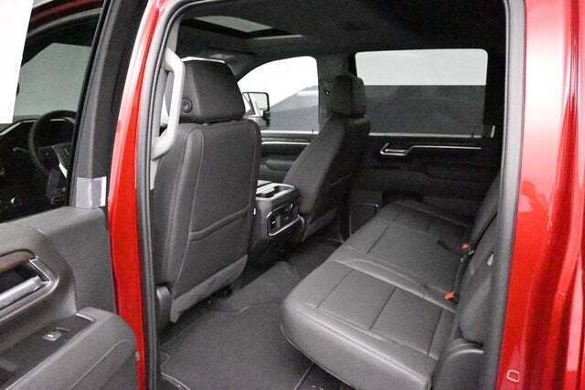 2026 GMC Sierra 2500HD SLT