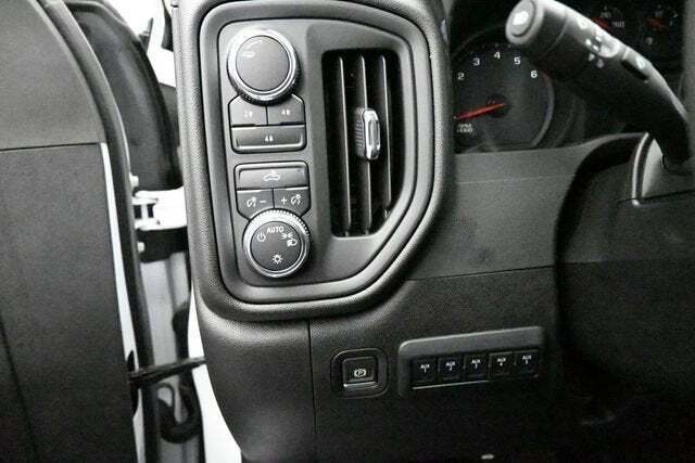 2025 GMC Sierra 2500HD Pro