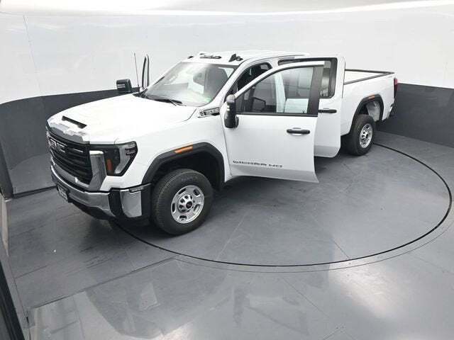 2025 GMC Sierra 2500HD Pro