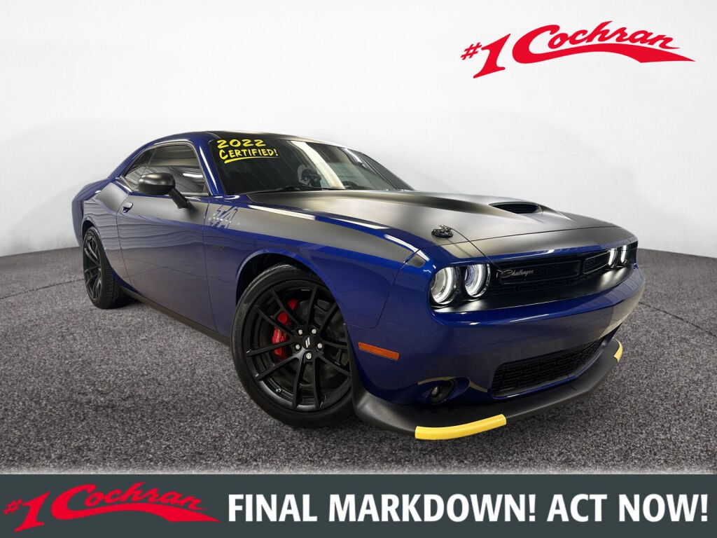 Indigo Blue 2022 Dodge Challenger R/T Scat Pack RWD Coupe Rear-Wheel Drive 8-Speed Automatic