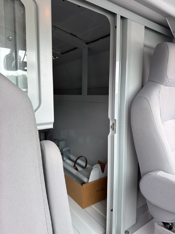 2026 Ford E-350 Cutaway 