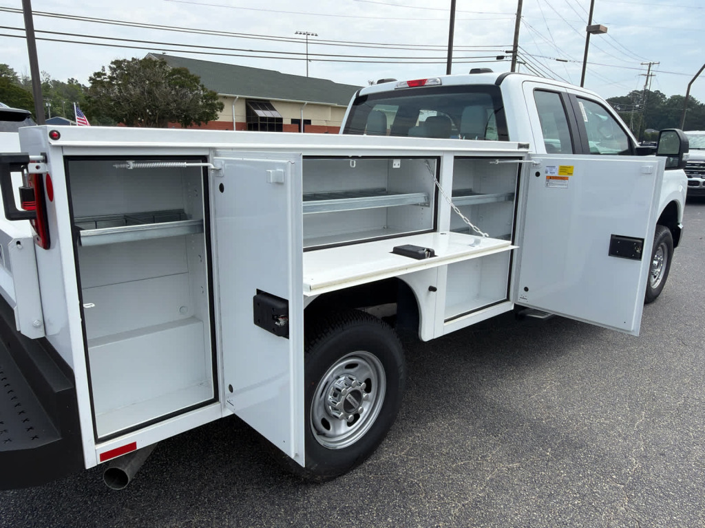 2025 Ford F-250 Super Duty XLT