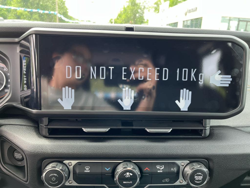 2026 Jeep Wrangler 4-Door Sport