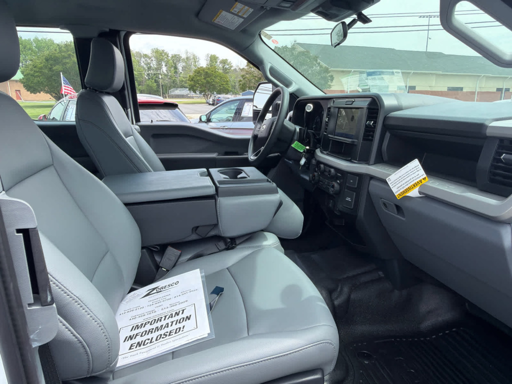 2025 Ford F-250 Super Duty XLT
