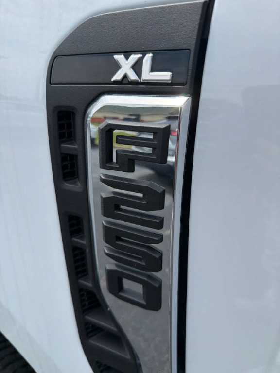 2025 Ford F-250 Super Duty XLT