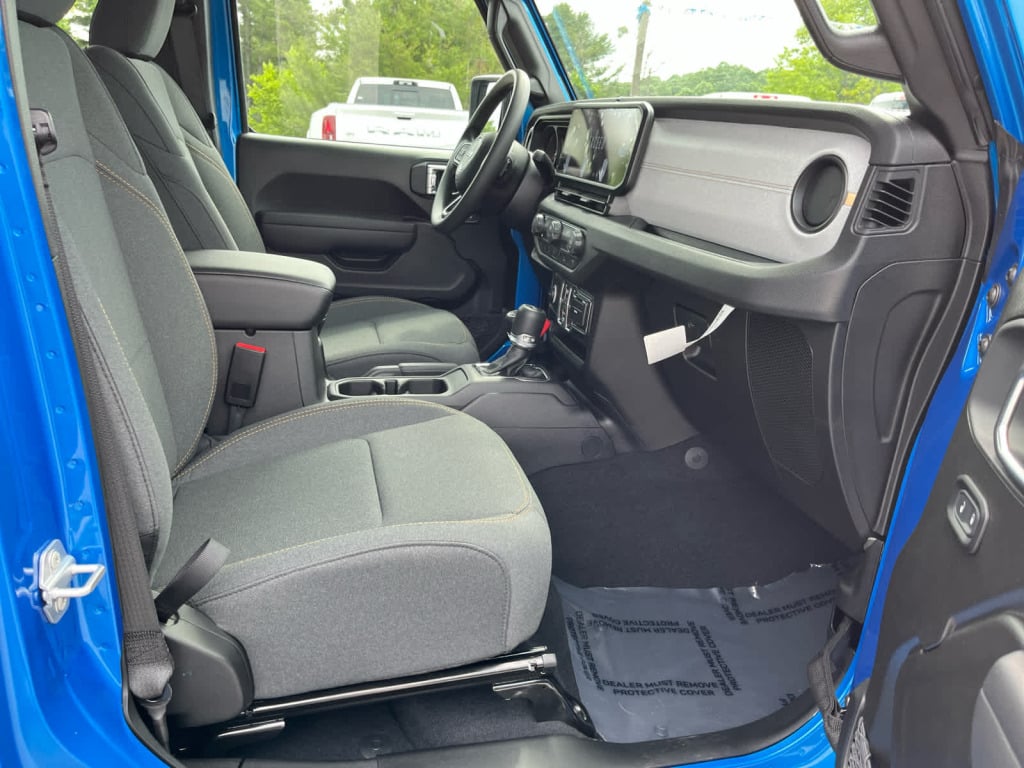 2026 Jeep Wrangler 4-Door Sport