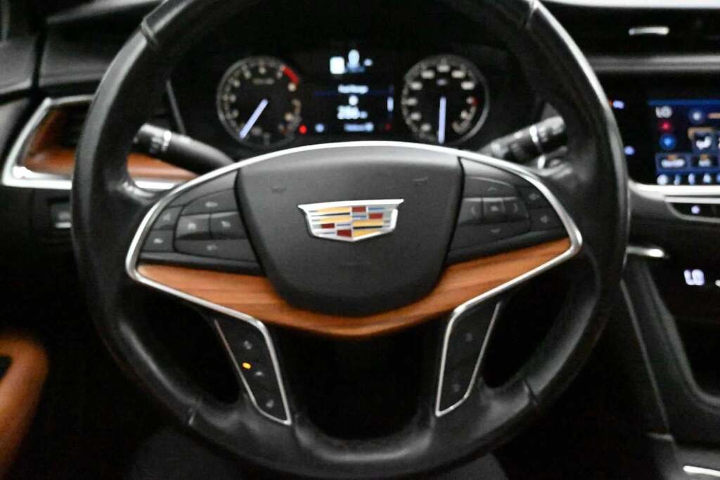 2020 Cadillac XT5 AWD Premium Luxury