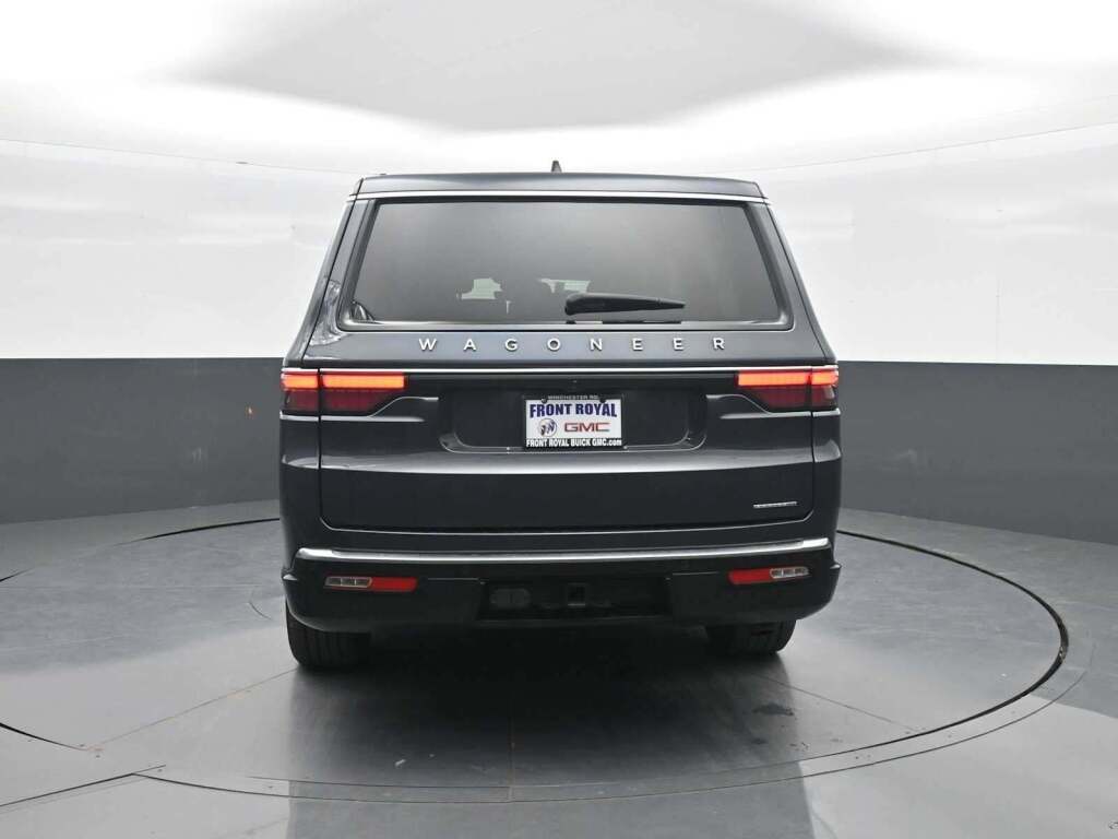 2024 Jeep Wagoneer L Series II 4x4