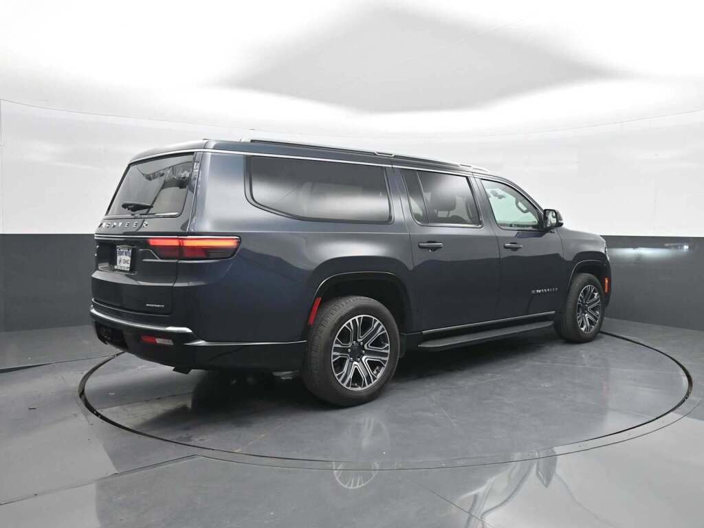2024 Jeep Wagoneer L Series II 4x4